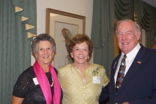 BRASS members and friends enjoying the cocktail hour at the Sawgrass Country Club, from left to right: Isobel Spink, Jacquelyn Bates and Shepard Spink.