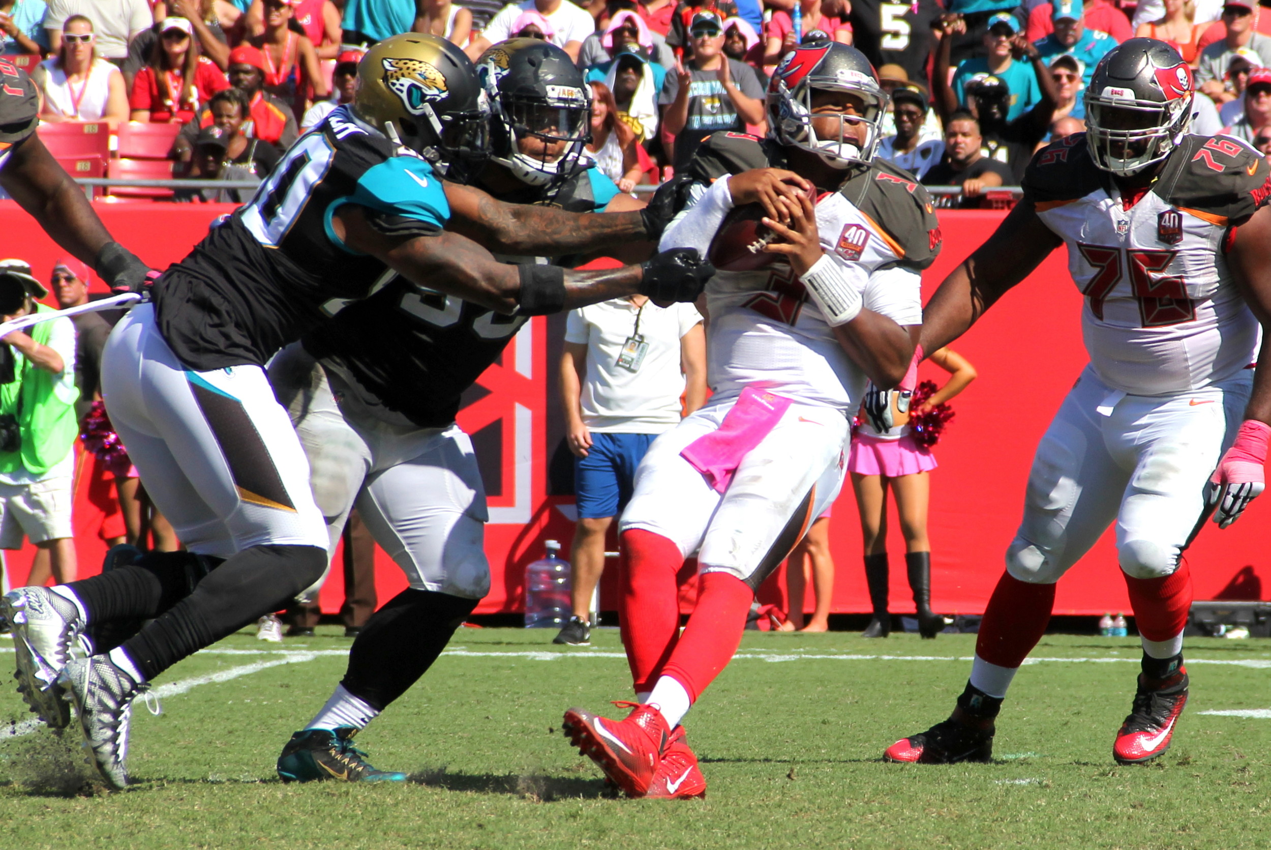 Bucs’ rookie QB Jameis Winston, who threw throwing four interceptions and lost a fumble in a 14-point loss to Carolina last week, managed the game well enough to win. The No. 1 overal