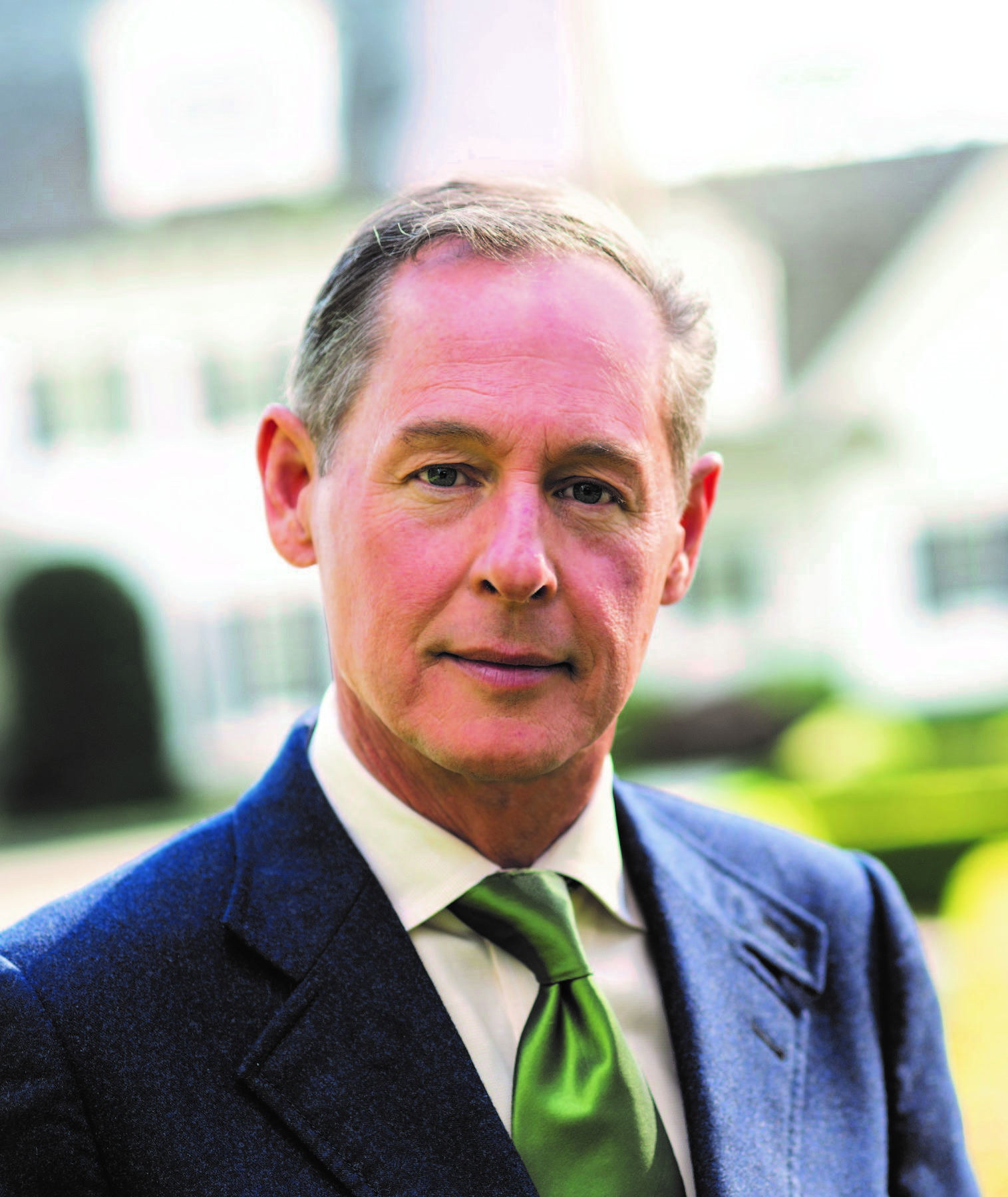Saturday morning, December 5th, award-winning interior designer Richard Keith Langham, whose client list varies from the late Jacqueline Kennedy Onassis to Hilary Swank, will be speaking at the Art & Antiques Show.