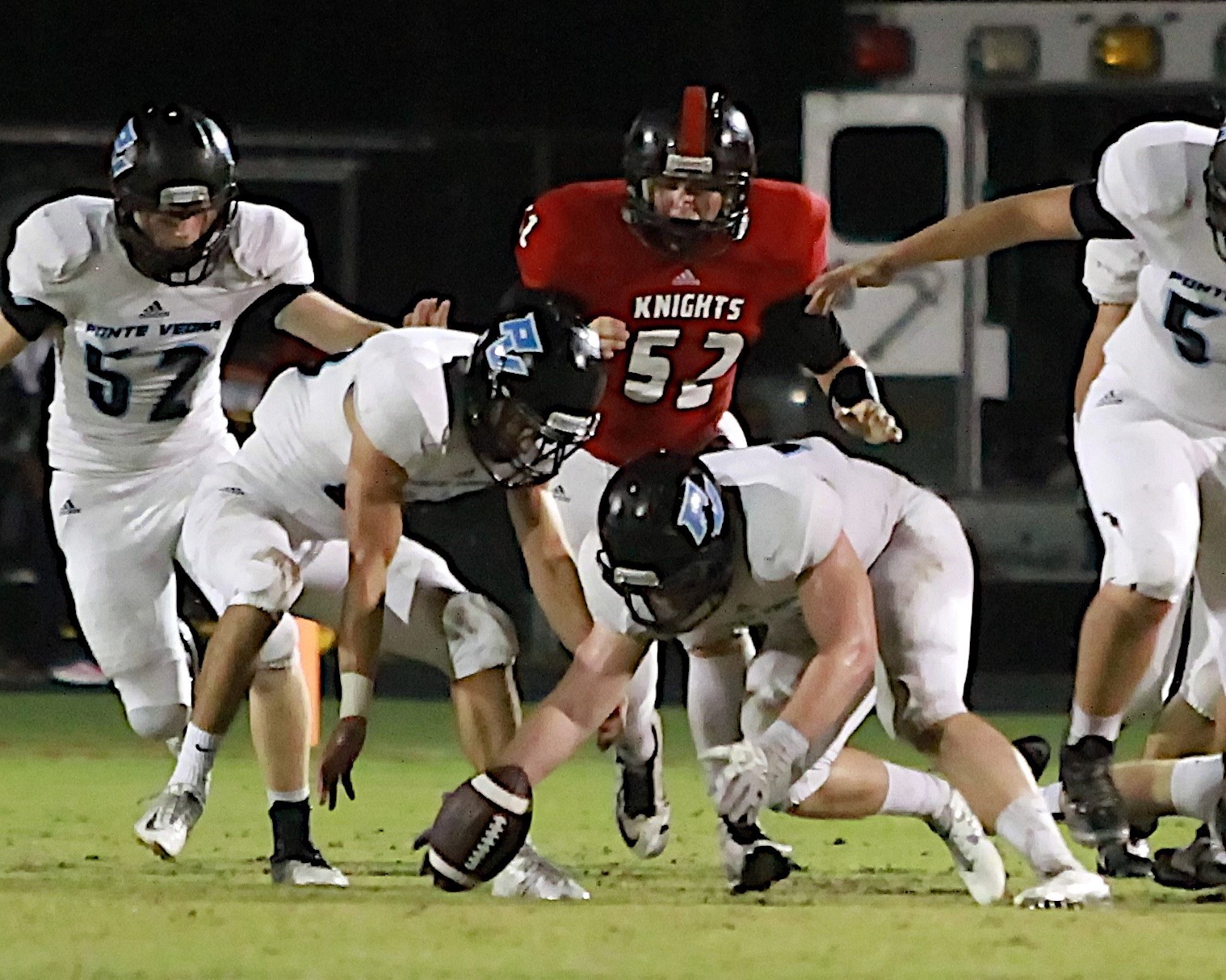 #50 Gibson Pardue of the Sharks recovers a Knightsí fumble.