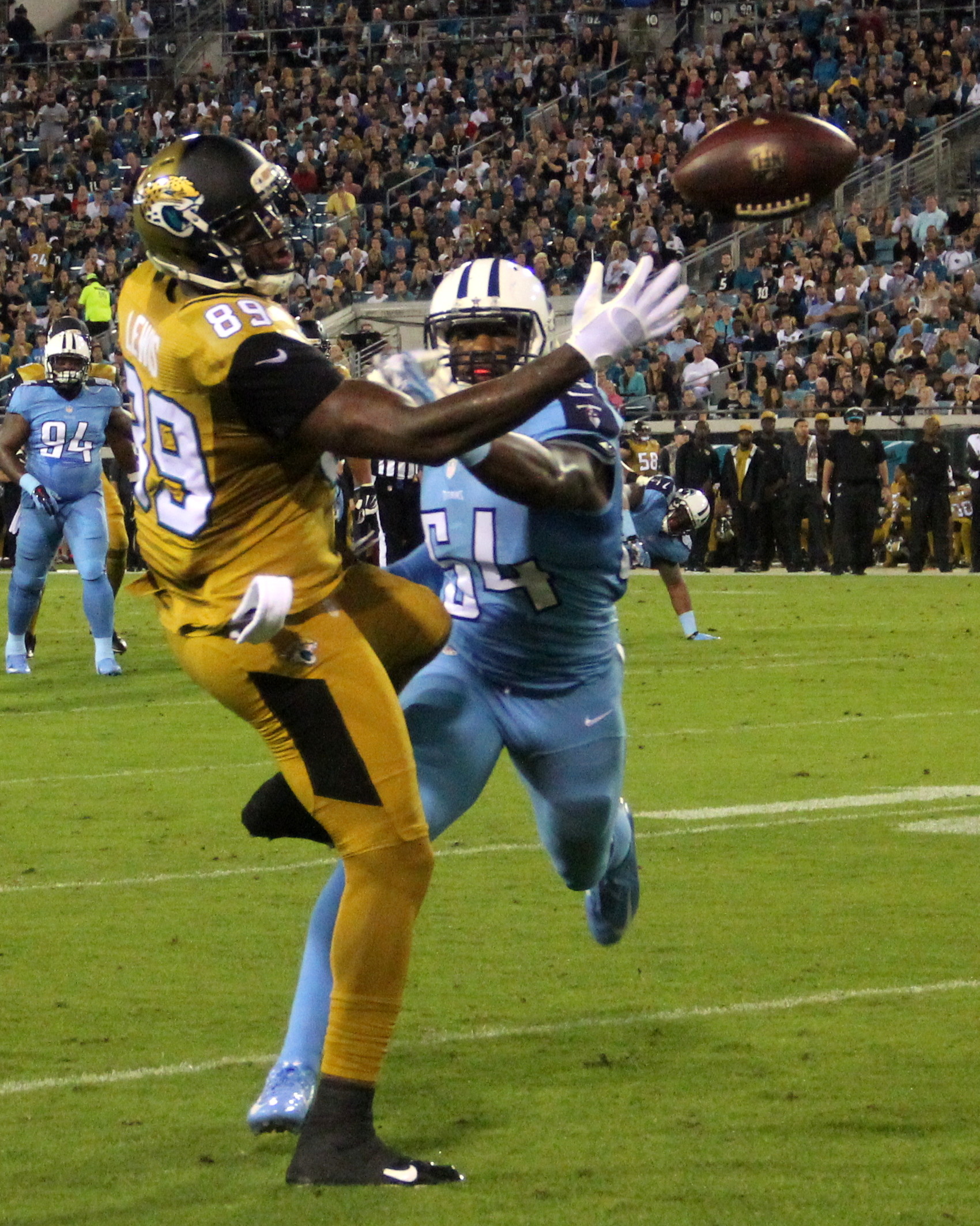 Rookie Rashad Greene’s 63 yard punt return set up a 5-yard scoring pass from QB Blake Bortles to tight end Julius Thomas, No. 80,  with 3:30 to play in the game and seal a 19-13 win over Tennessee. (Photo by Nancy Beecher).