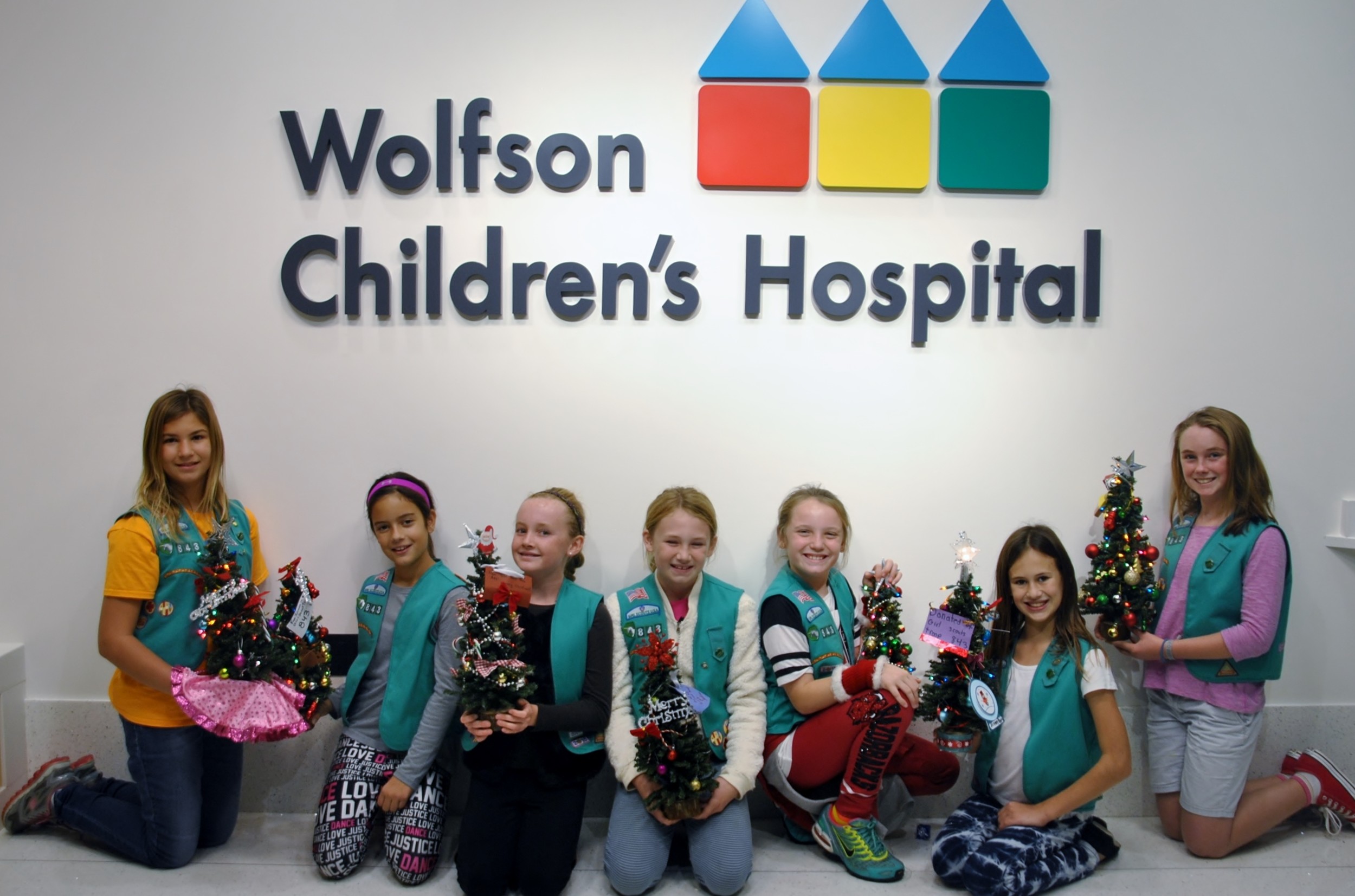 Girl Scouts Wolfson's Tree Delivery