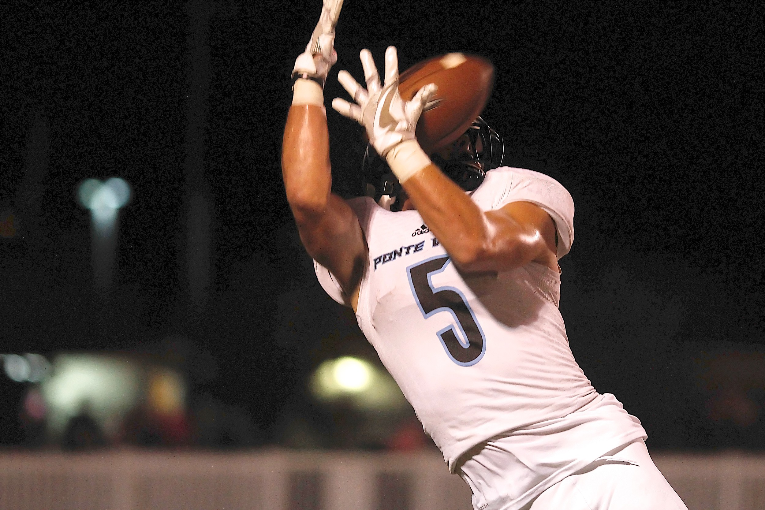 Ponte Vedra’s Marshall Few catches one of the seven passes he caught against Bishop Kenny.