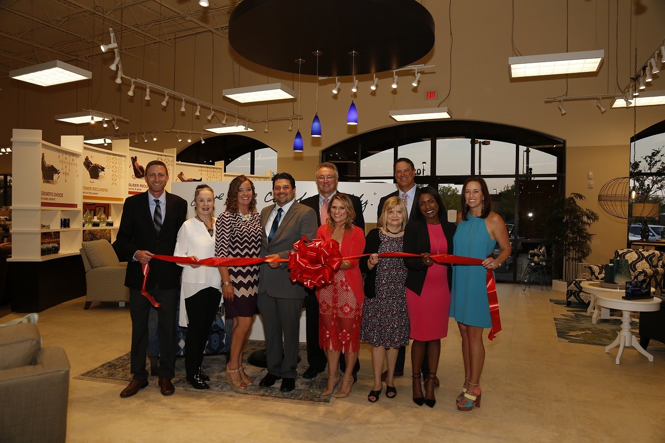 The team at La-Z-Boy Furniture Galleries of Jacksonville, which donated 26 sleeper sofas and living room furniture to Ronald McDonald House Charities of Jacksonville, recently celebrated the grand opening of its new store at the St. Johns Town Center.
