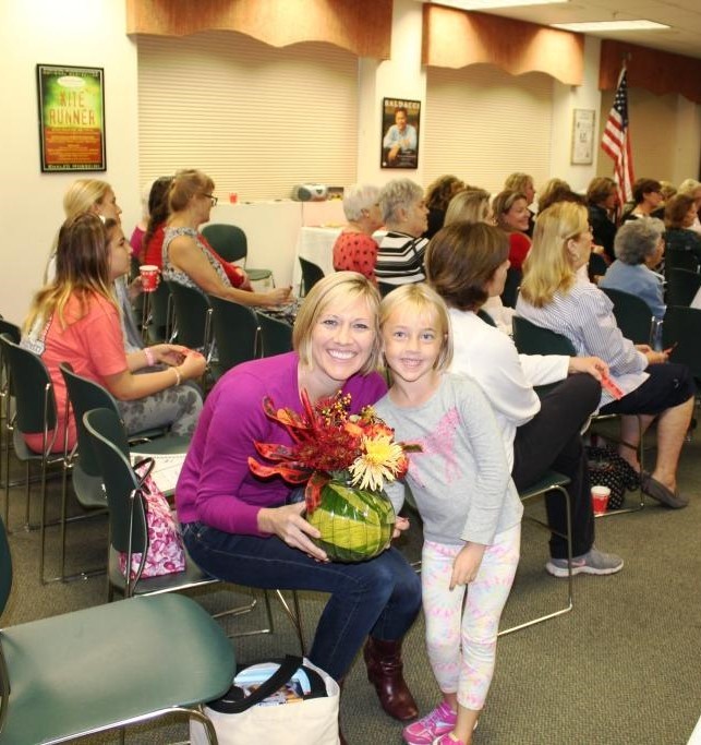 The Sisterhood event drew an entire family that also won two floral arrangements.