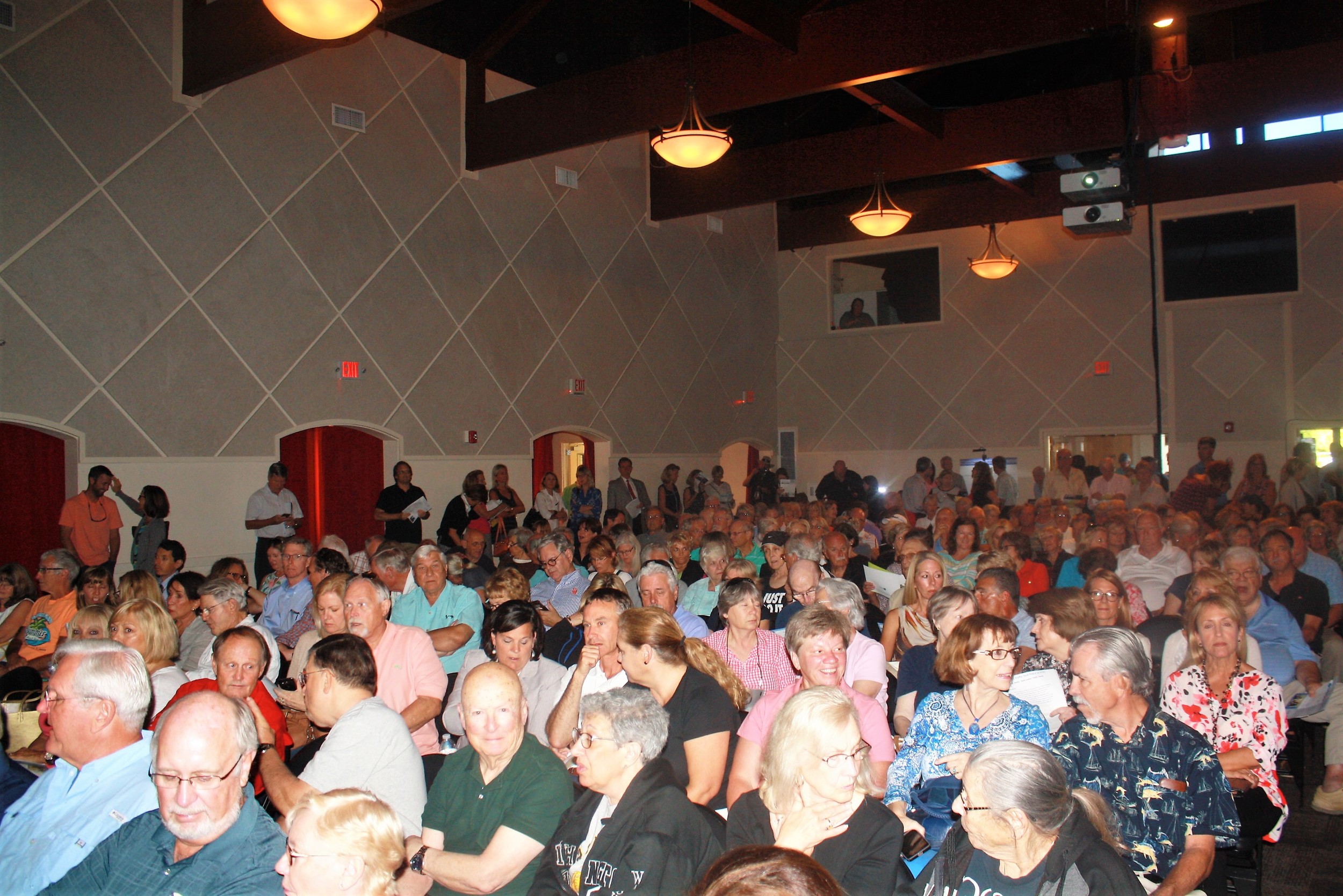 A standing-room-only crowd packed the Ponte Vedra Concert Hall for Tuesday's traffic study meeting.