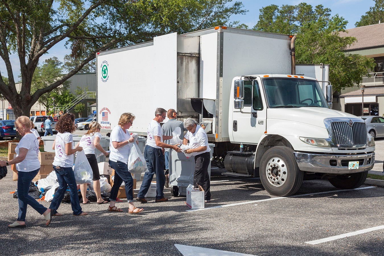 Berkshire Hathaway HomeServices Florida Network Realty’s Mandarin/St. Johns branch office recently hosted a shredding event and food drive.