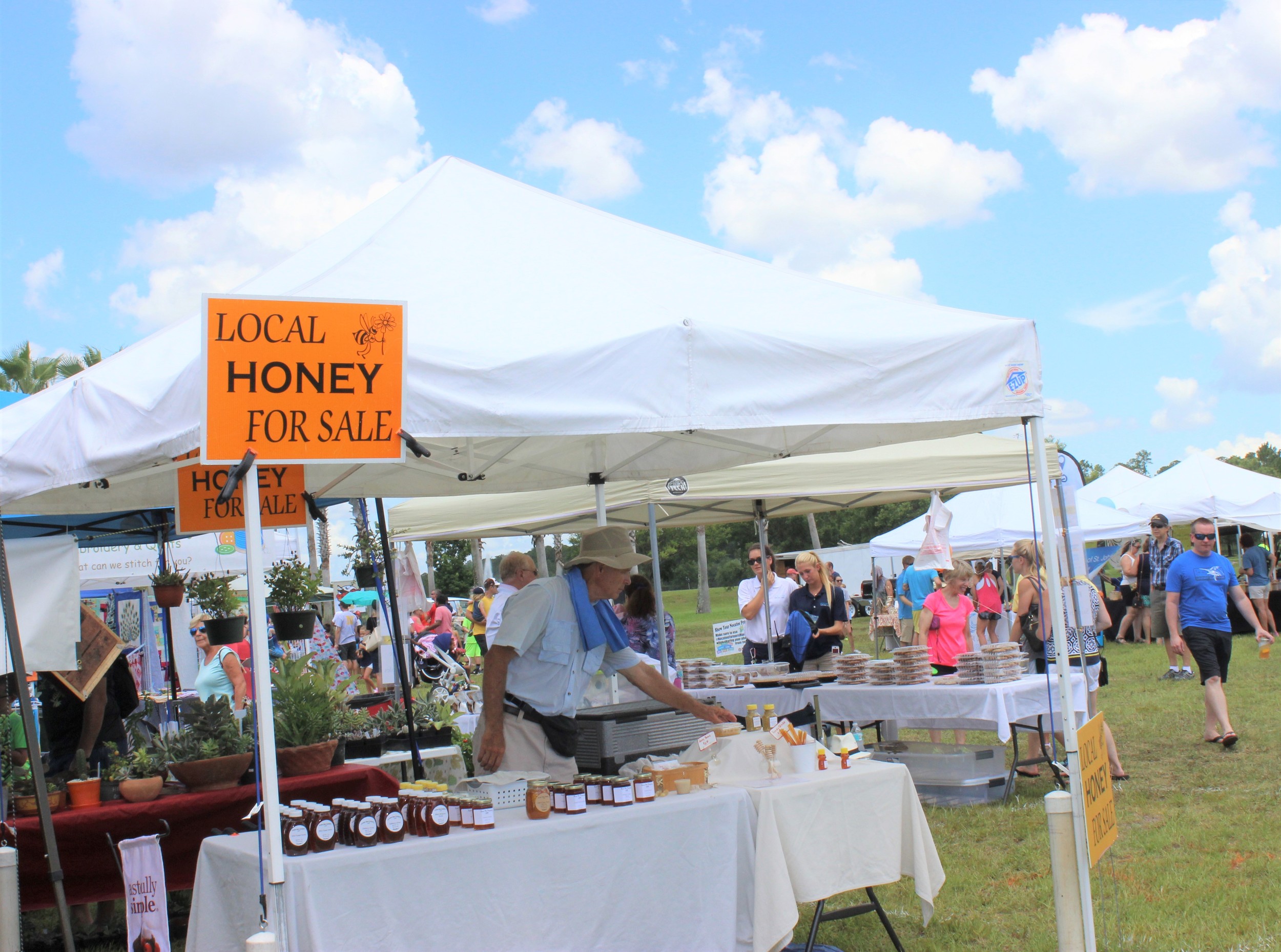 Nocatee’s monthly Farmers Market was held July 15 at Nocatee Town Center, where shoppers were treated to a “Wild Encounters” experience, courtesy of Gatorland, in addition to crafts, produce and more from local vendors.