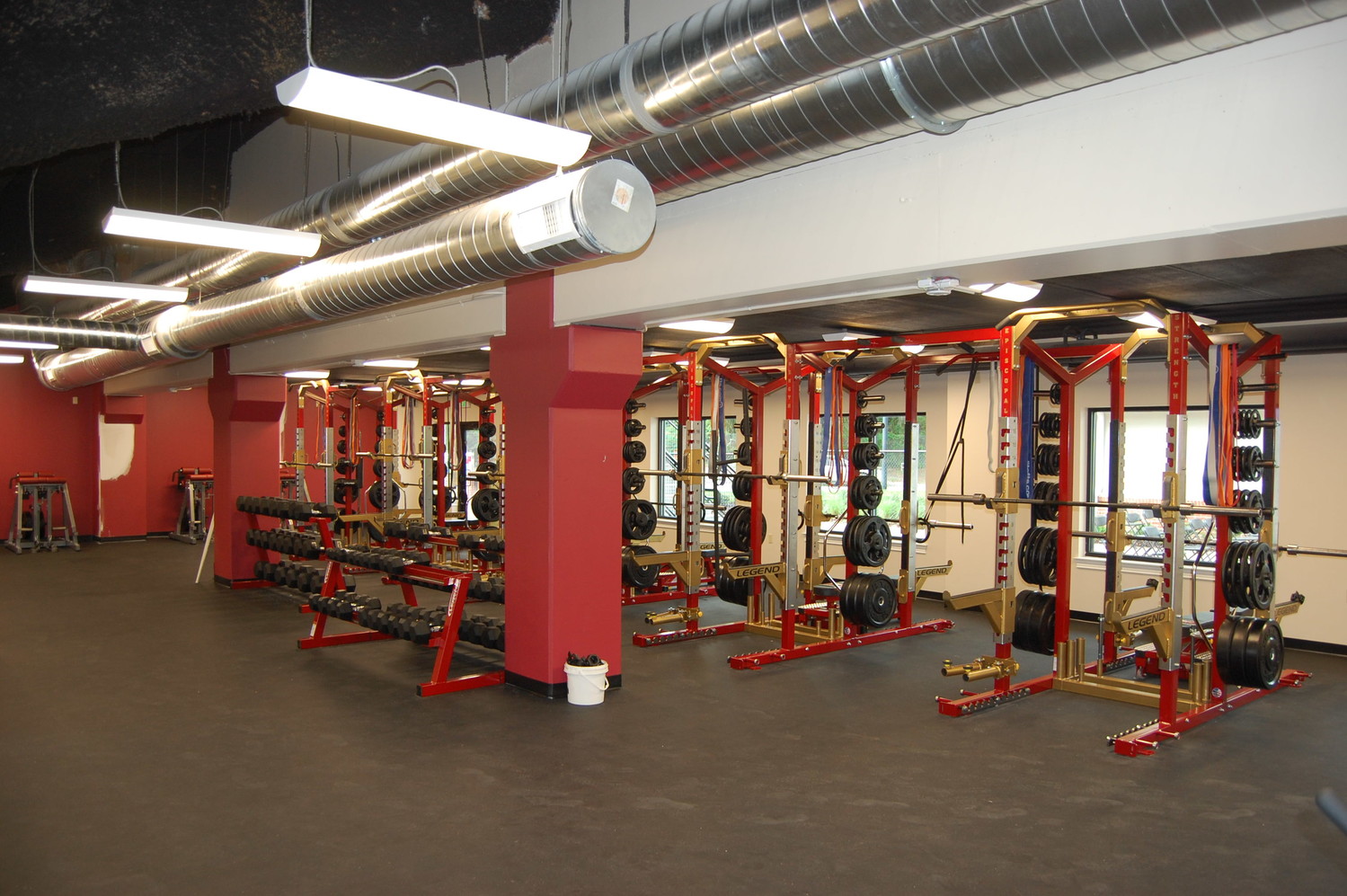 A fully equipped weight room for student-athletes was added as part of Episcopal’s Leading the Way campaign.