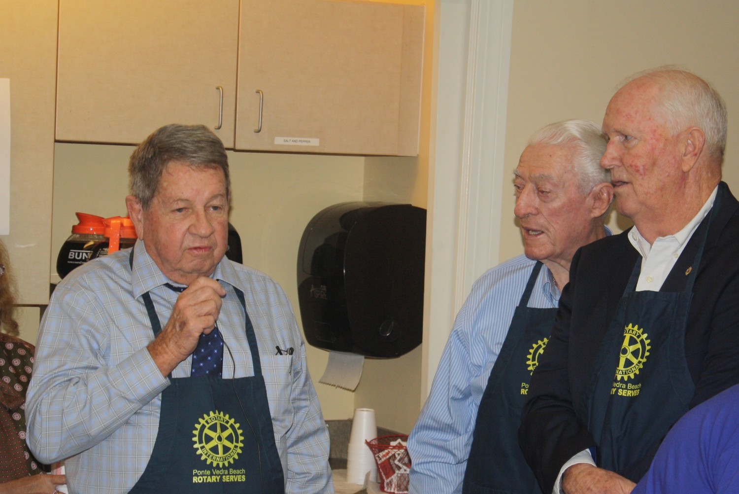 Vietnam veteran and Rotarian Bill Hill (left) shares his combat experiences with the attendees of the luncheon alongside fellow Rotarians Don Blackburn (WWII veteran) and Bruce Barber.