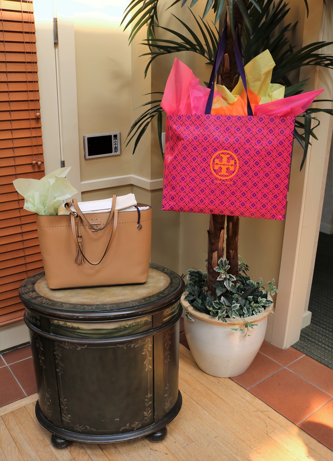 A tote bag by designer Tory Burch was the raffle prize at the Cultural Center at Ponte Vedra Beach’s 6th annual Bag Lady Luncheon.