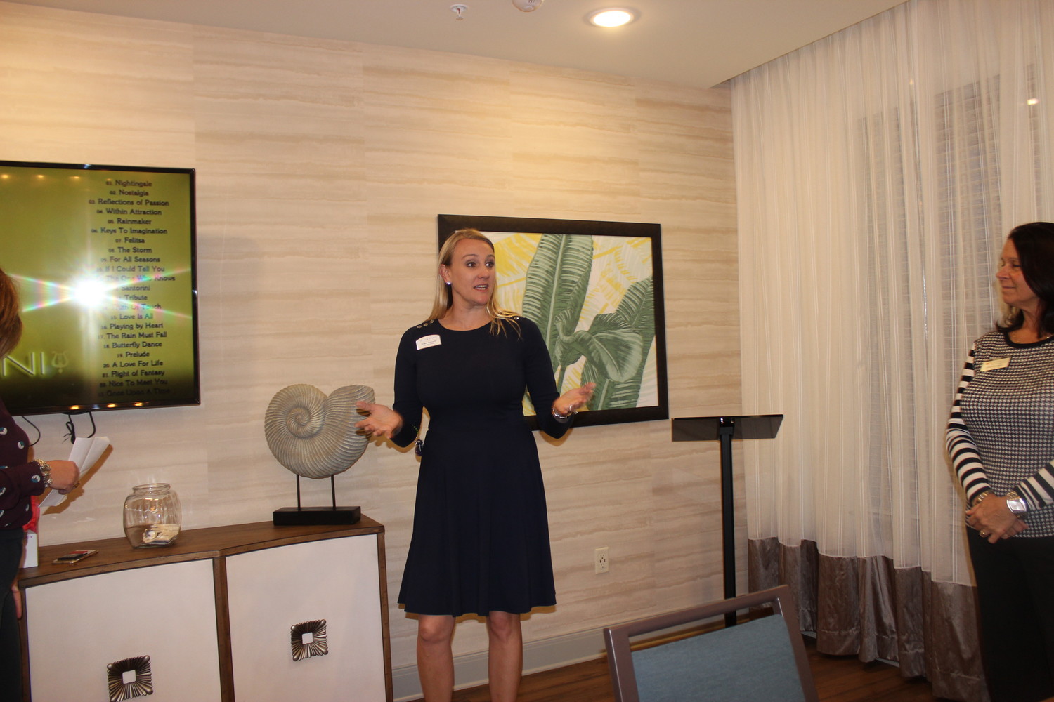 Starling at Nocatee Executive Director Megan Kennedy addresses the event attendees at the Chamber “After Hours” event.