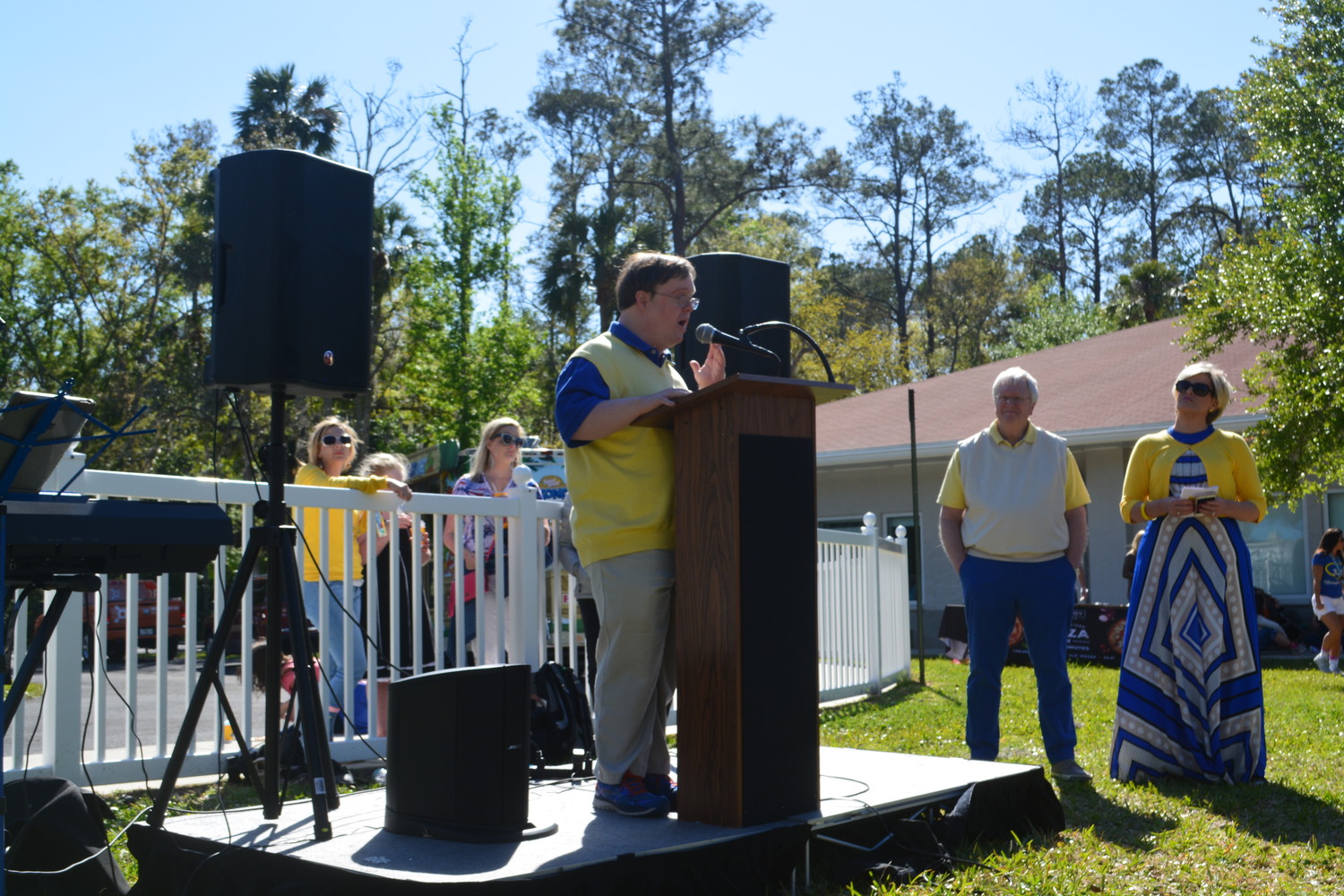 John Franklin Stephens delivers a speech at the 321 Love Your Neighbor event March 21 hosted by the Tesori Family Foundation and Collage Day School.