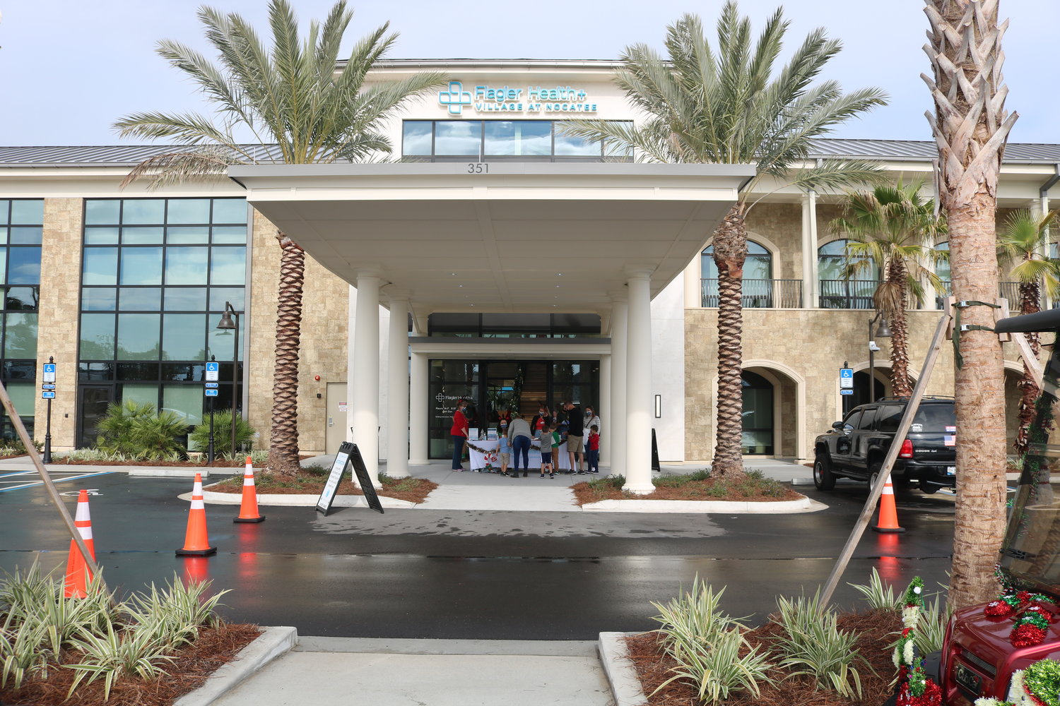 New Flagler Health+ Village in Nocatee opens its doors with a holiday celebration/grand opening ceremony.