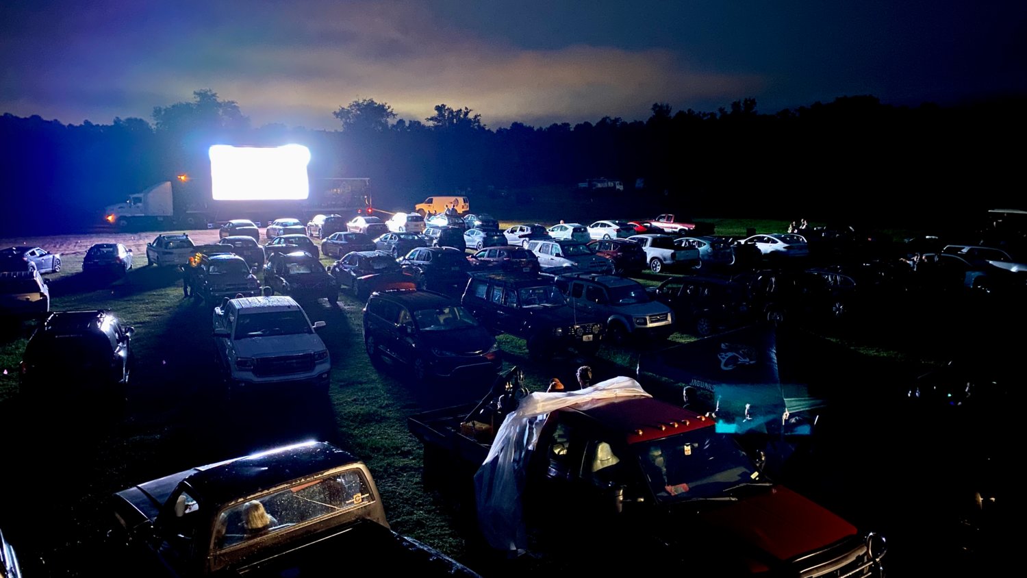A Nod To Nostalgia Sun-ray Cinema Brings Back The Drive-in Theater To Deal With Pandemic The Ponte Vedra Recorder