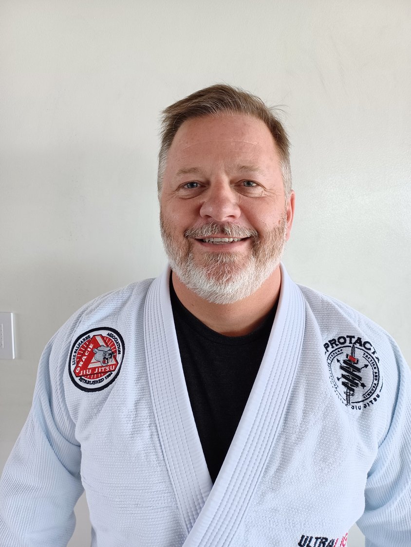 Danny Yakel offers classes in Brazilian Jiu Jitsu at the link.